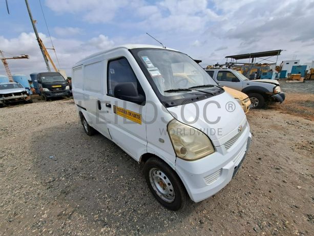 CHEVROLET N300 · Viana