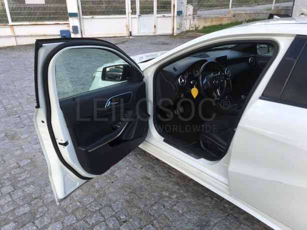 Mercedes-Benz A 180CDI · Ano 2015
