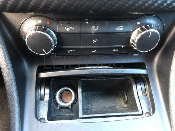 Mercedes-Benz A 180CDI · Ano 2015