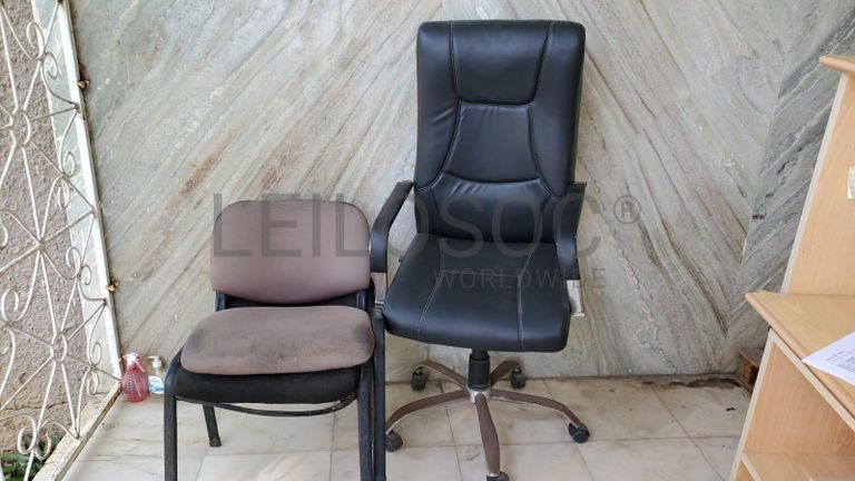 Mobília de Escritório ·