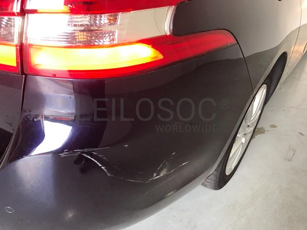 Peugeot 308 1.6 Blue HDI · Ano 2015