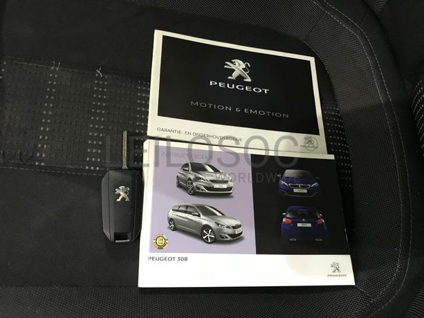 Peugeot 308 1.6 Blue HDI · Ano 2015