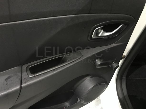 Renault Clio 1.5 DCI · Ano 2016