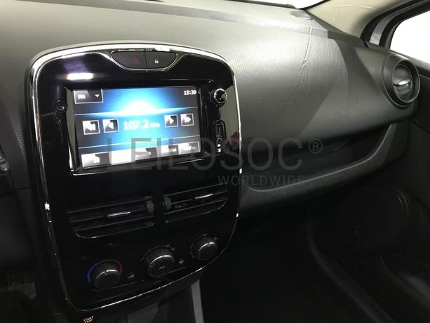Renault Clio 1.5 DCI · Ano 2016