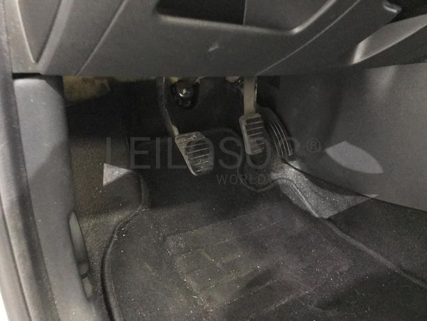 Renault Clio 1.5 DCI · Ano 2016