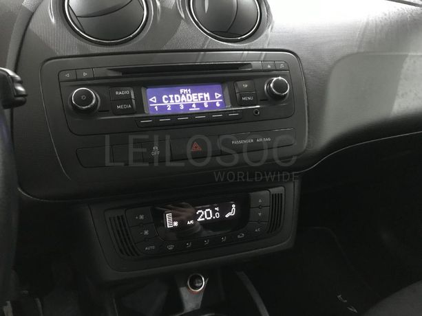 Seat Ibiza 1.2 TDI · Ano 2014