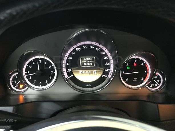 Mercedes-Benz E250 2.2CDI · Ano 2011