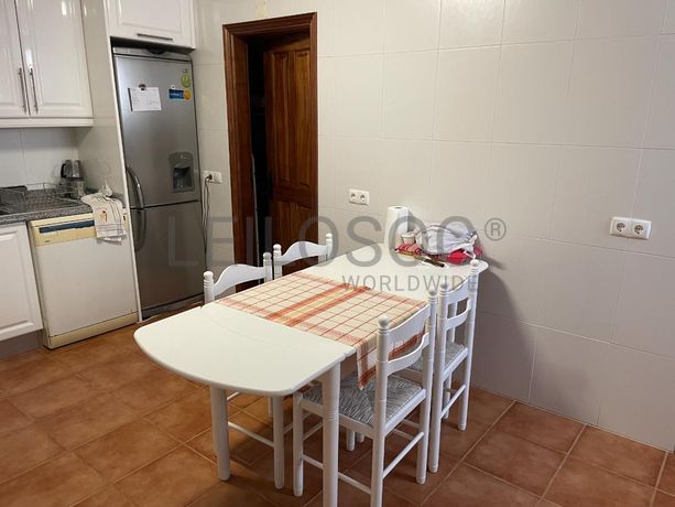 Moradia V6 · Almeida, Guarda