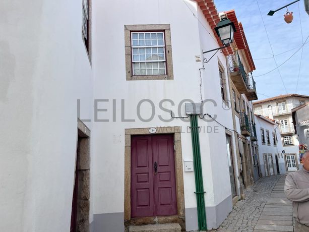 Moradia V4 · Almeida, Guarda