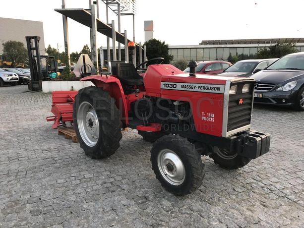 Trator Agrícola MF 1030 · Ano 1989