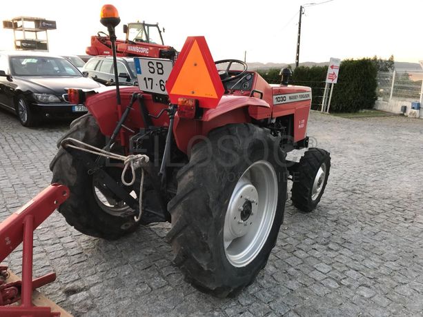 Trator Agrícola MF 1030 · Ano 1989