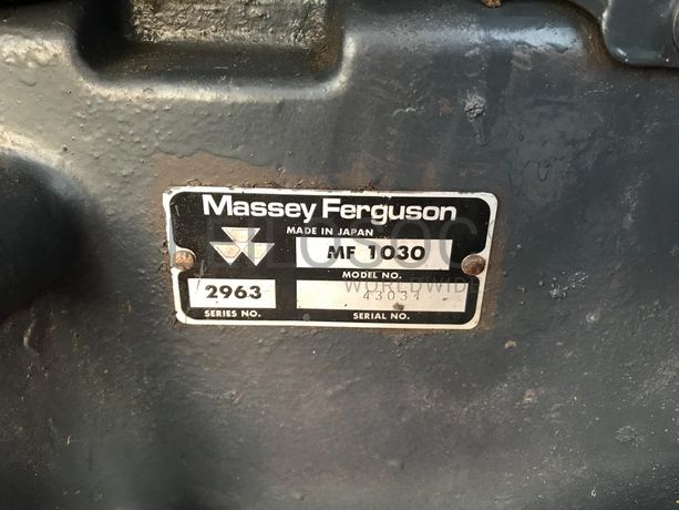 Trator Agrícola MF 1030 · Ano 1989