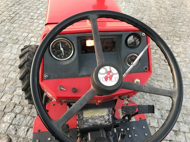 Trator Agrícola MF 1030 · Ano 1989