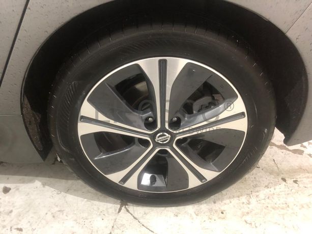 Nissan Leaf · Ano 2020