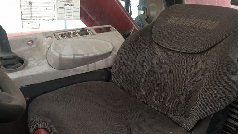 Empilhador Telescópico MANITOU MHT 10210 ·