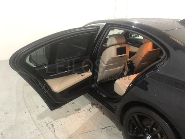 BMW 740 D · Ano 2011