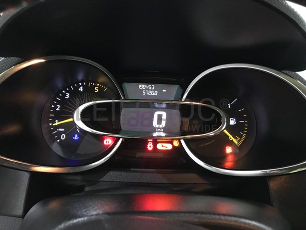 Renault Clio 1.5DCI · Ano 2013