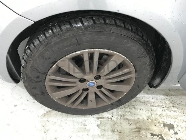 Fiat Punto 1.3D · Ano 2006