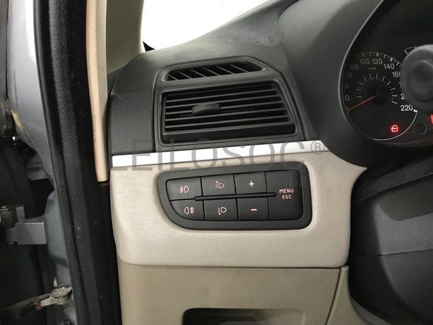 Fiat Punto 1.3D · Ano 2006