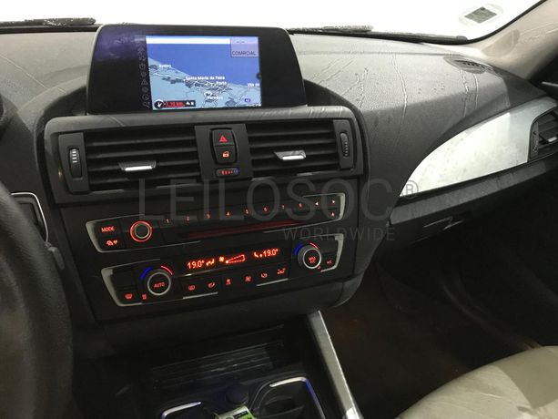 BMW 116D 1.6 · Ano 2013