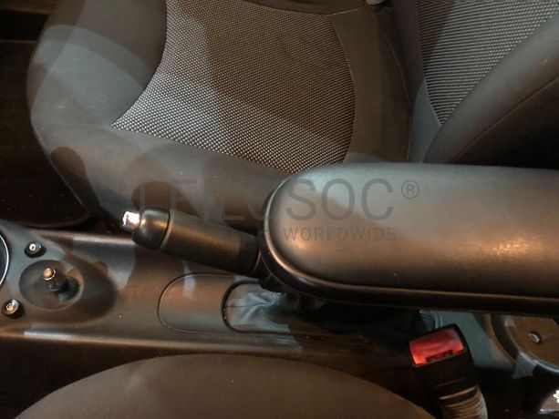 Mini Cooper 1.6D · Ano 2013