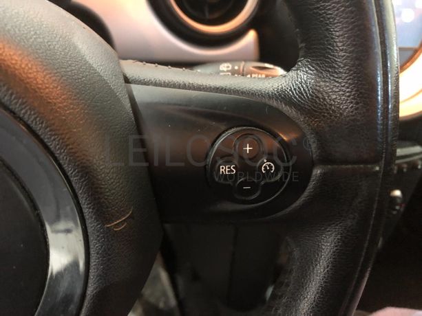 Mini Cooper 1.6D · Ano 2013