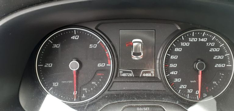 Seat Leon 2.0 TDI · Ano 2015