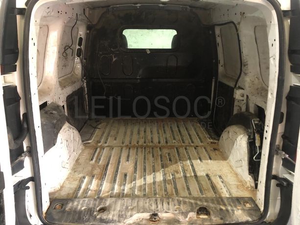 Renault Kangoo 1.5 DCI · Ano 2010