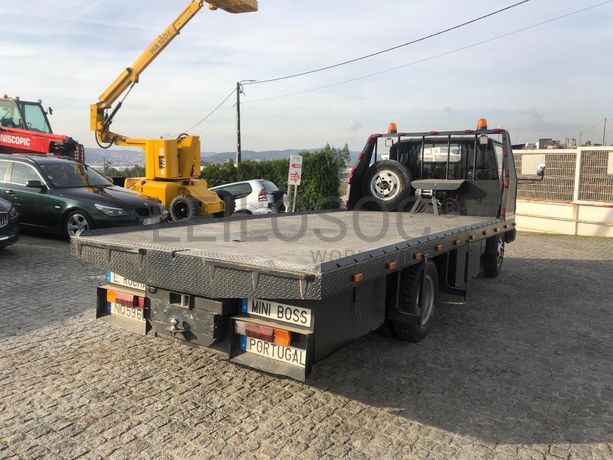 Reboque Toyota Dyna 250 · Ano 1990