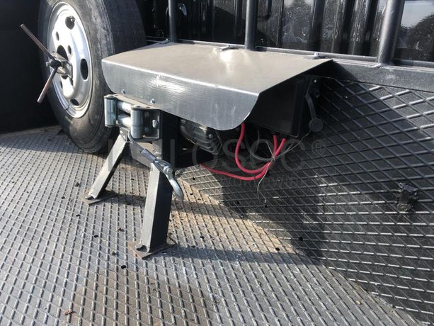 Reboque Toyota Dyna 250 · Ano 1990