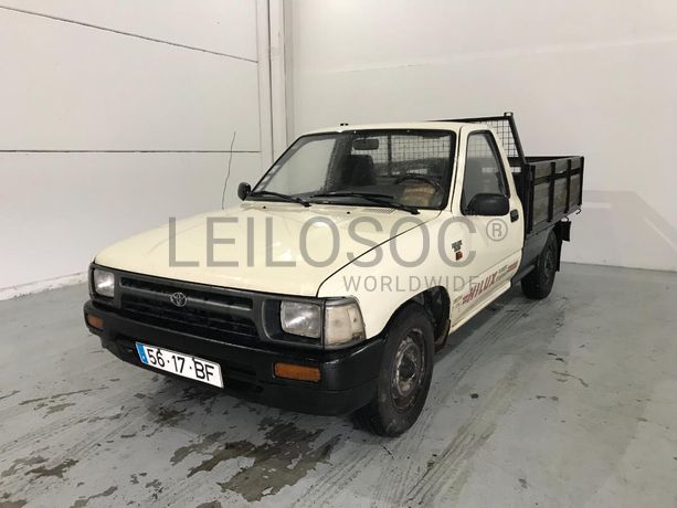 Toyota Hilux 2.4D · Ano 1992