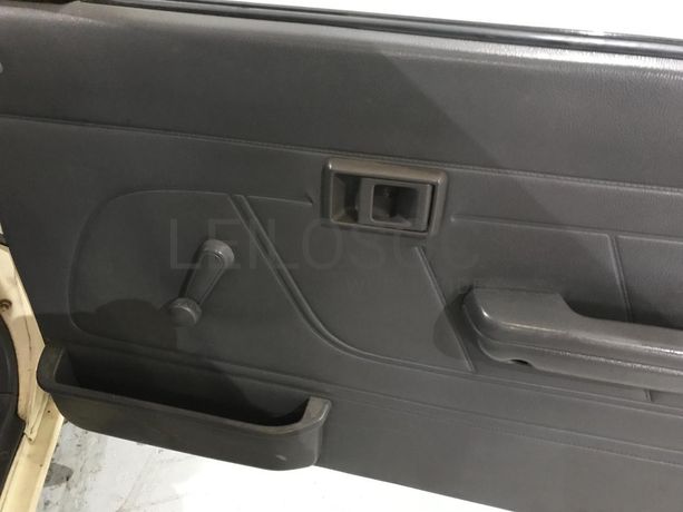 Toyota Hilux 2.4D · Ano 1992