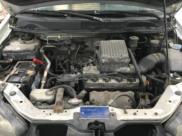 Honda HR-V 1.6 16v · Ano 1999