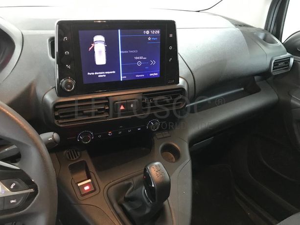 Peugeot Partner · Ano 2021