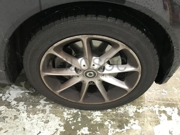 Smart For Two MHD 1.0 · Paredes