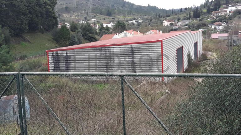 Terreno Para Construção C/ Benfeitoria · Terrenos · Coimbra