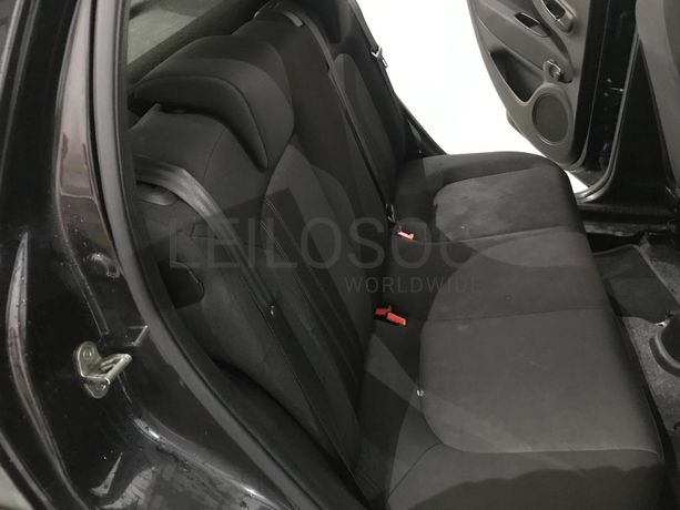 Fiat Punto 1.2 · Ano 2016