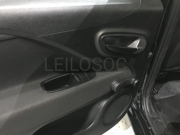 Fiat Punto 1.2 · Ano 2016
