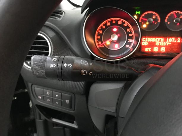 Fiat Punto 1.2 · Ano 2016