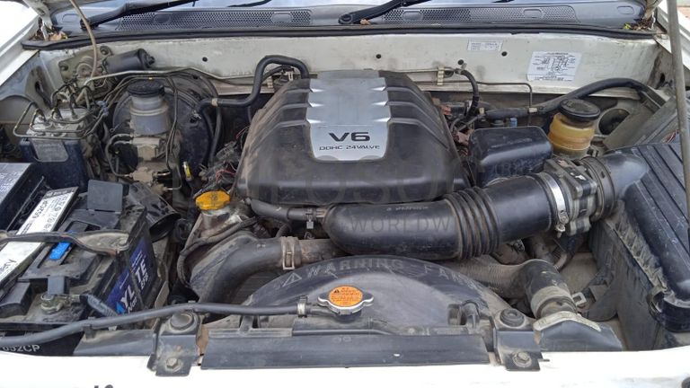 lSUZU, modelo wizard ·