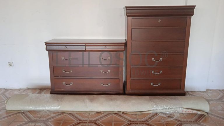 Mobiliário de lar ·