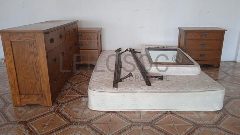 Mobiliário de lar ·