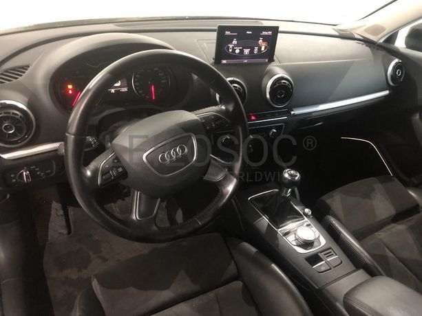 Audi A3 1.6TDI · Ano 2014