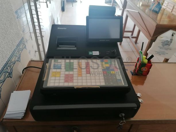 Equipamento Ótico + Material Informático