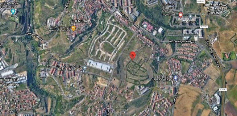 Terrenos com + 3 ha · Oeiras