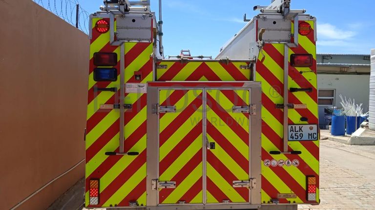 Autotanque Dennis Sabre ·