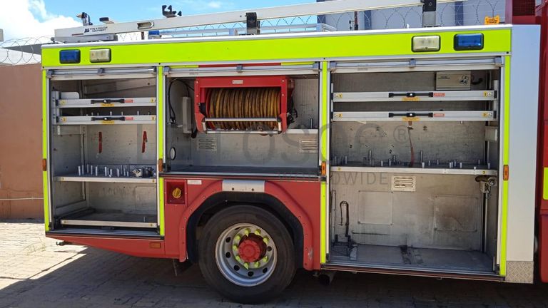 Autotanque Dennis Sabre ·