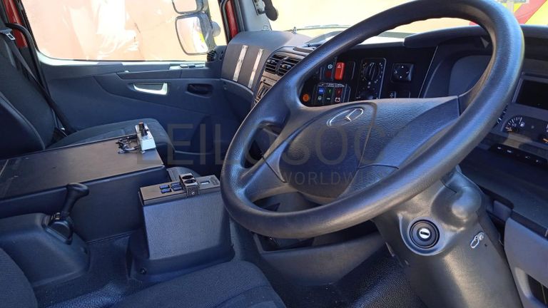 Autotanque Mercedes Benz Atego ·