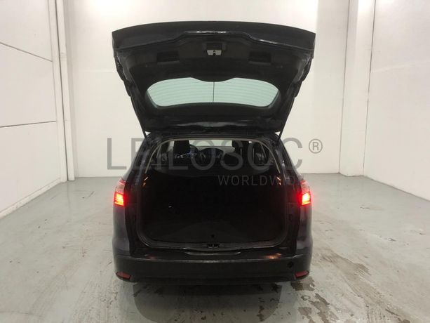 Ford Focus 1.6 TDCI · Ano 2014