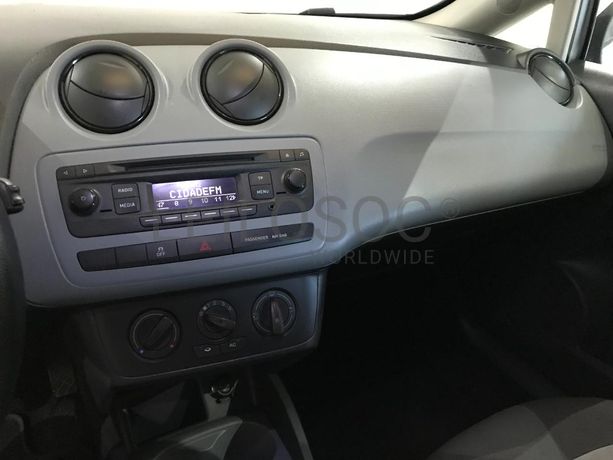 Seat Ibiza 1.2 TDI · Ano 2014